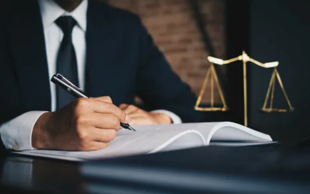 law firms in Dubai